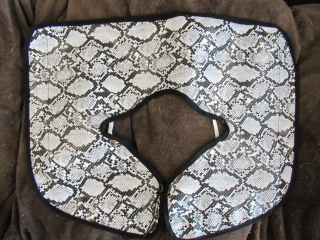 風防用　蛇柄タレ